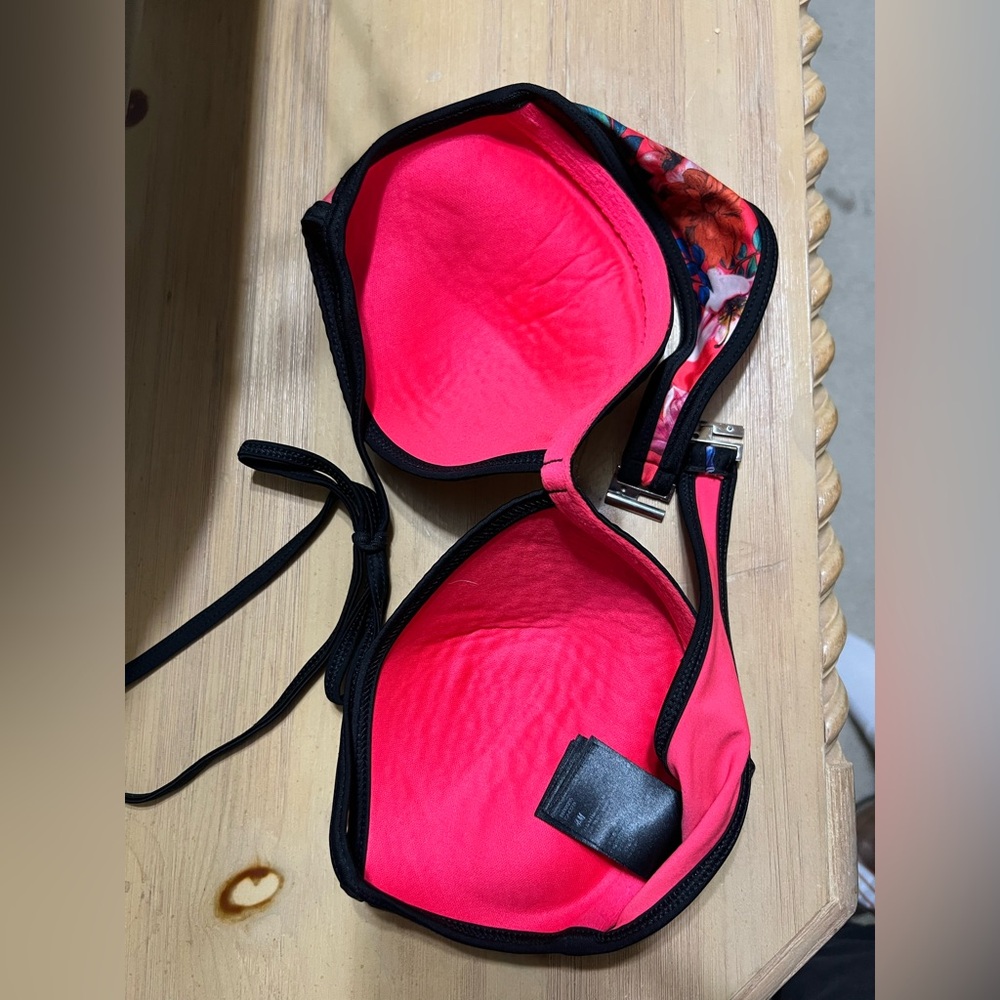 bathing suit - Picture 4 of 5